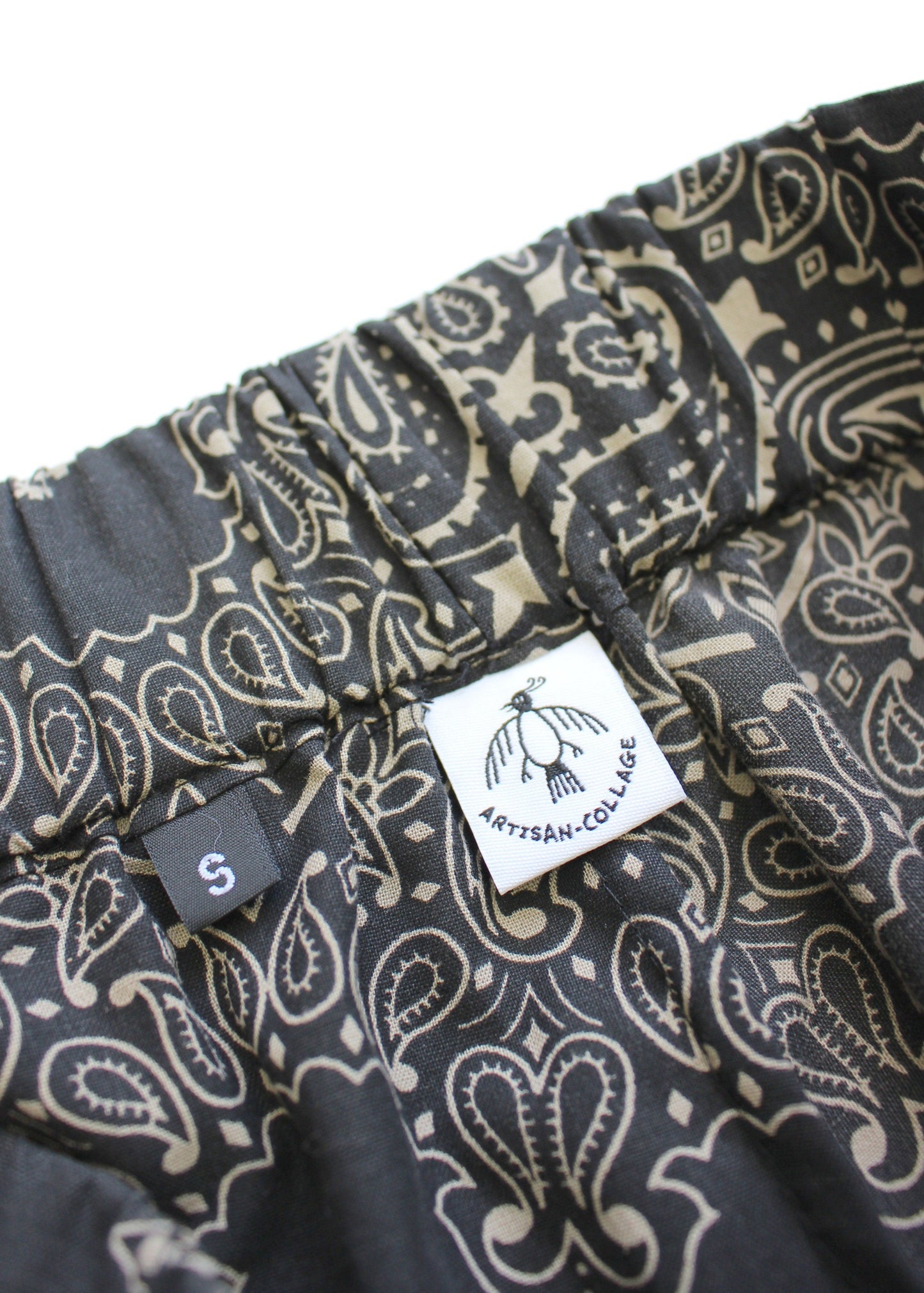 Paisley Bandana Shorts "Black"