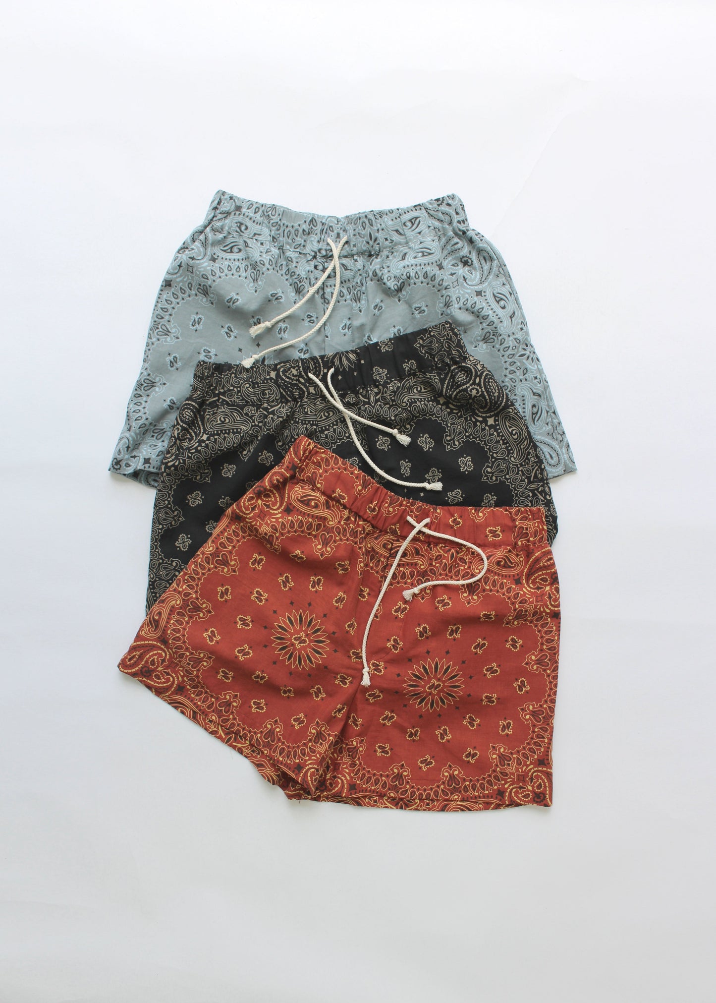 Paisley Bandana Shorts "Black"