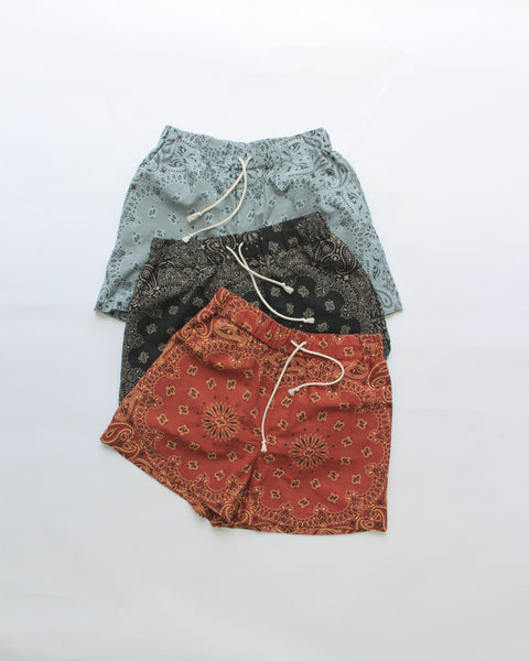 Paisley Bandana Shorts "Black"