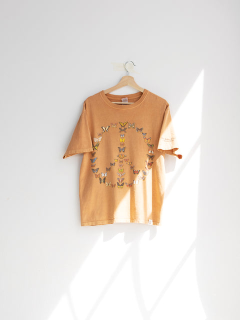 Mud Dyed Vintage T-shirt "Peace Butterfly" - Le Cercle
